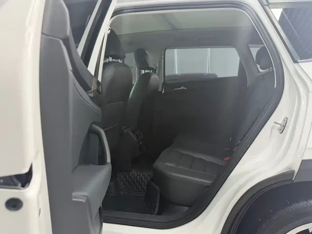Volkswagen Tharu — Фото автомобиля 9