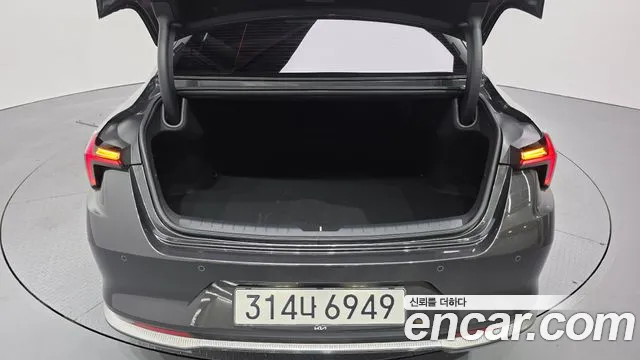 Kia K8 Signature — Фото автомобиля 8