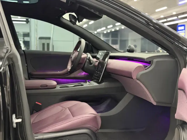 Nio ET5 Touring — Фото автомобиля 8