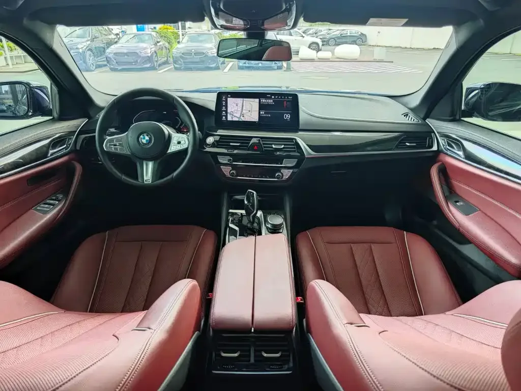 BMW BMW 5 Series 2022 525Li M Sport Package — Фото автомобиля 8