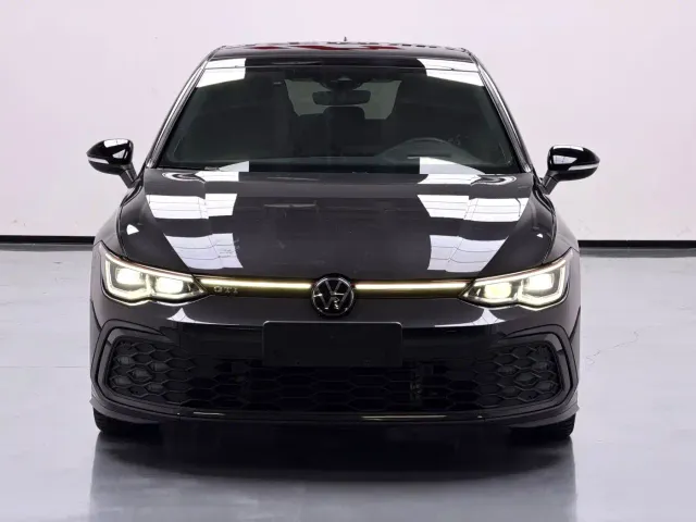 Volkswagen Golf GTI — Фото автомобиля 2