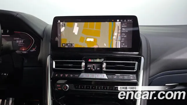 BMW 8 Series G15 — Фото автомобиля 20