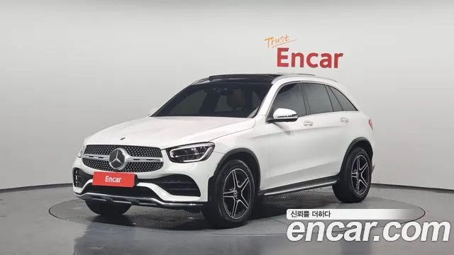 Фотография автомобиля — Mercedes-Benz GLC-Class