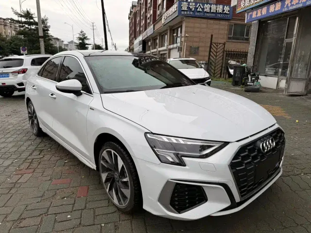 Audi A3 — Фото автомобиля 3