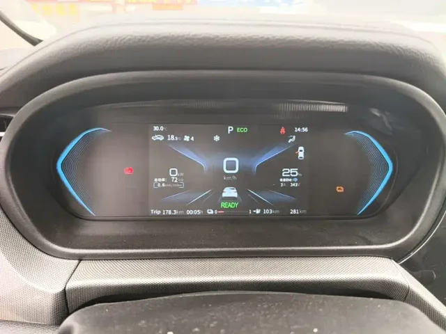 Chery Arrizo e — Фото автомобиля 11