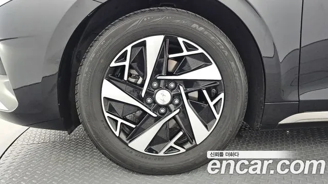Hyundai Grandeur (New) Hybrid — Фото автомобиля 5