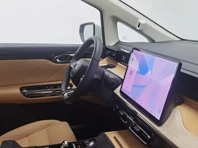 GAC Trumpchi E8 — Фото автомобиля 22