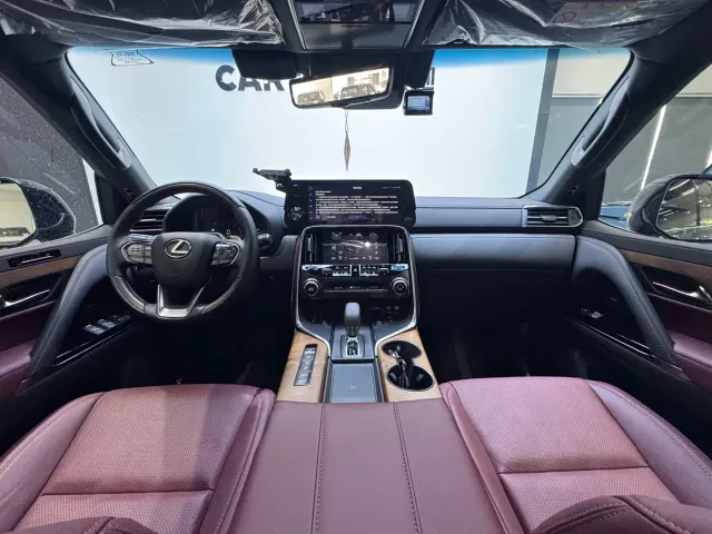 Lexus LX — Фото автомобиля 12