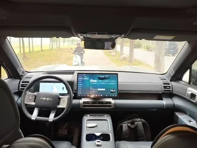 BYD FangChengBao Titanium 7 — Фото автомобиля 9