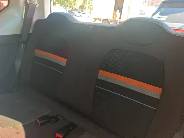 Wuling Hongguang Mini EV — Фото автомобиля 13