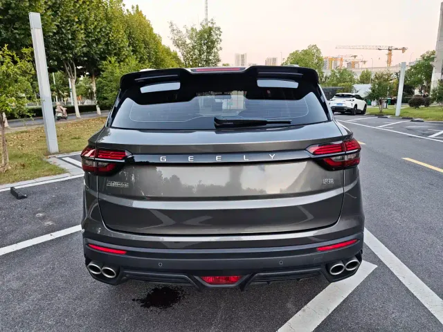 Geely Binyue — Фото автомобиля 7