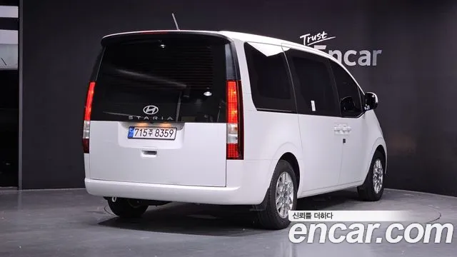 Hyundai Staria Staria Tourer 11 мест — Фото автомобиля 2