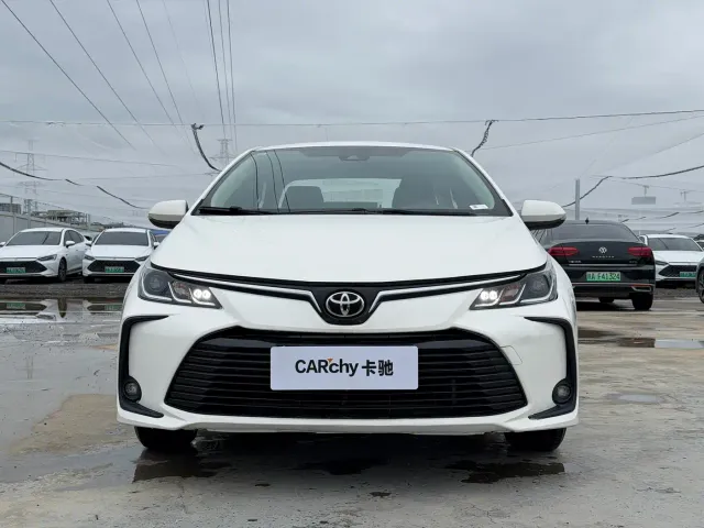 Toyota Corolla — Фото автомобиля 2