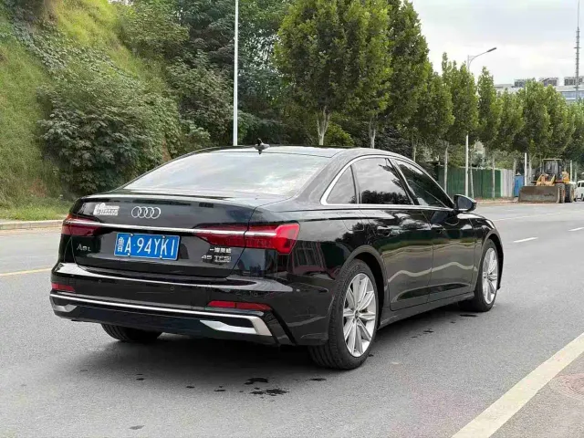 Audi A6L — Фото автомобиля 9