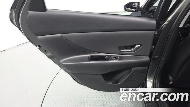 Hyundai Avante CN7 — Фото автомобиля 14