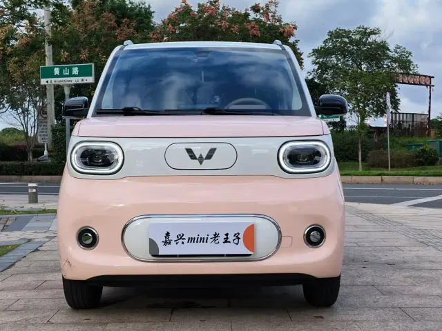 Wuling Hongguang Mini EV — Фото автомобиля 2