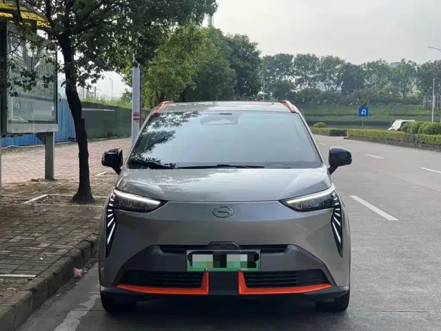 GAC Aion Y — Фото автомобиля 2