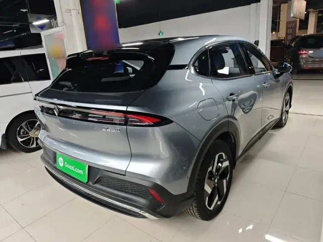 Baojun Yunhai — Фото автомобиля 4