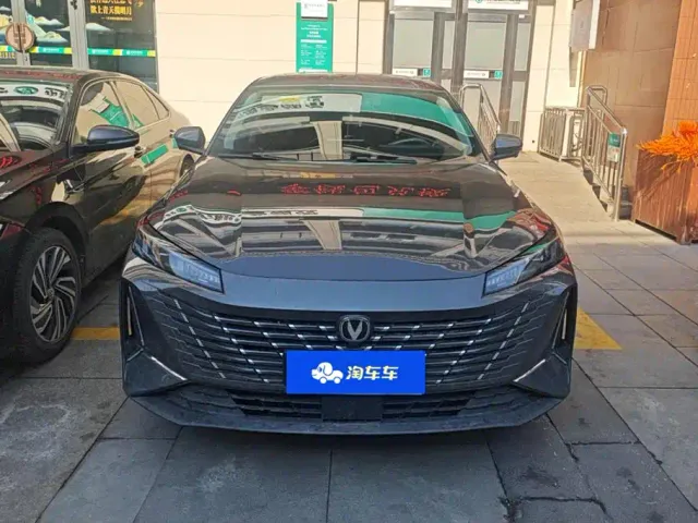 Changan Eado — Фото автомобиля 2