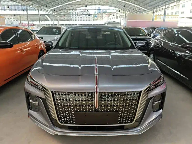 Hongqi H5 — Фото автомобиля 2