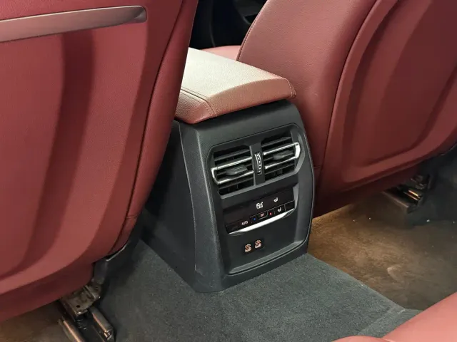 BMW 3 Series — Фото автомобиля 18