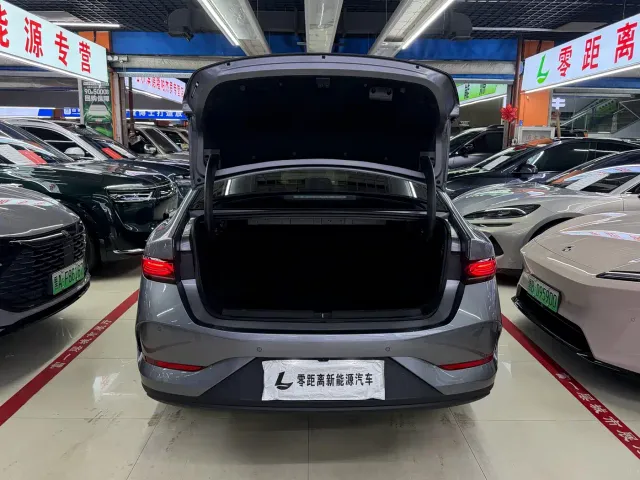 BYD Qin PLUS — Фото автомобиля 15