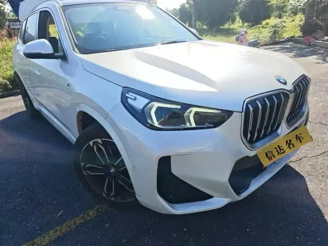 BMW X1 — Фото автомобиля 2