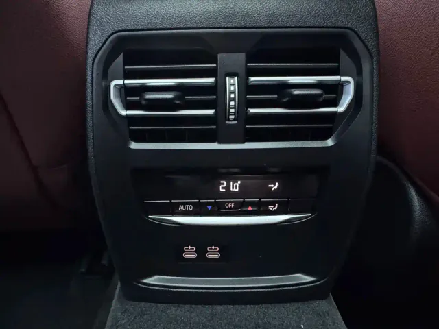 BMW 3 Series — Фото автомобиля 13