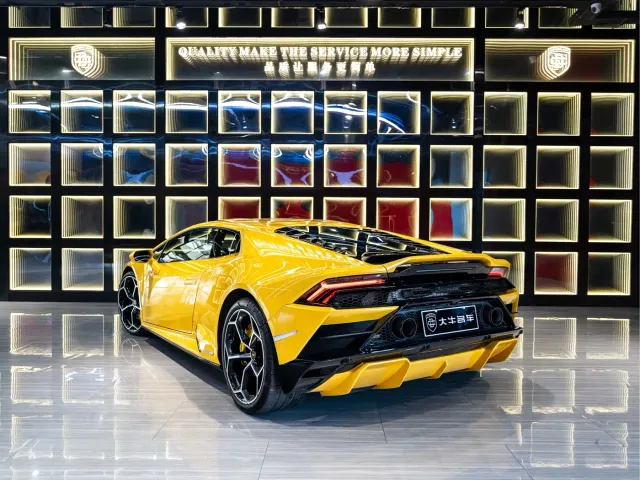 Lamborghini Huracan — Фото автомобиля 4