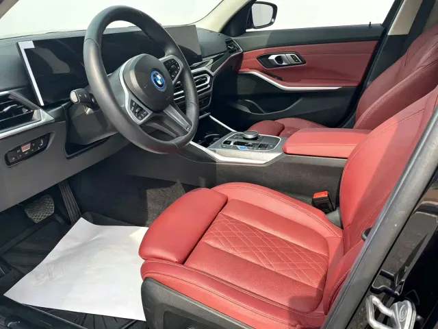 BMW i3 — Фото автомобиля 4