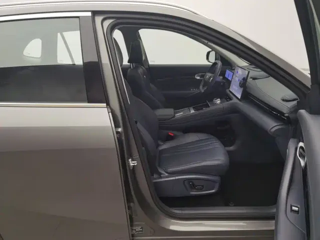 Geely Galaxy E5 — Фото автомобиля 23