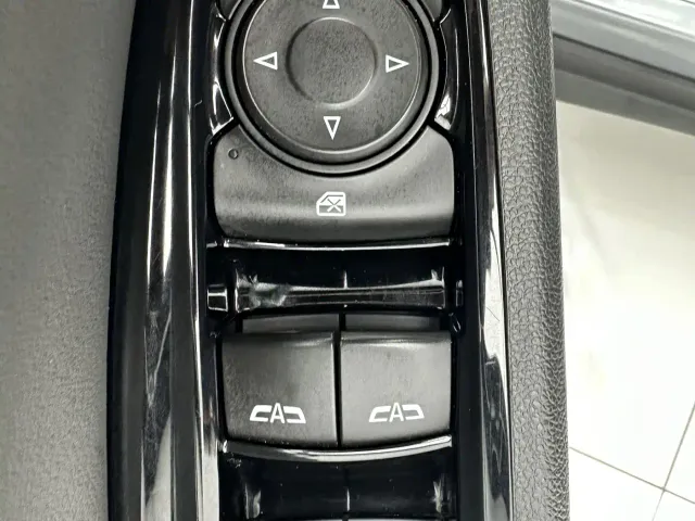 Chevrolet Orlando — Фото автомобиля 11