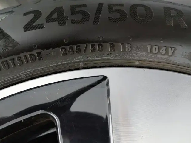 Mercedes-Benz V-Class — Фото автомобиля 24
