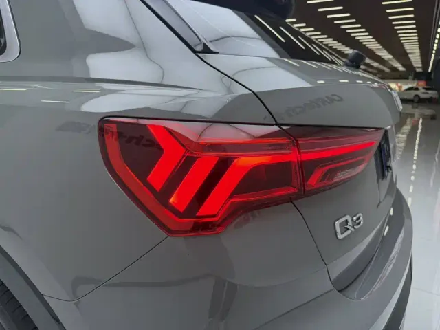 Audi Q3 — Фото автомобиля 17