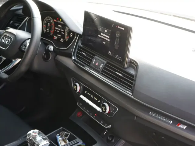 Audi Q5L — Фото автомобиля 15