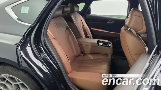 Genesis G80 Бензин 2.5 турбо AWD — Фото автомобиля 8