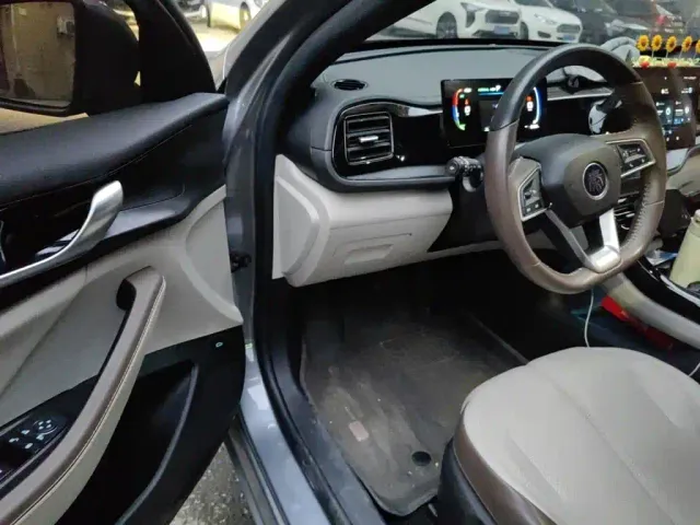 BYD Qin PLUS — Фото автомобиля 13