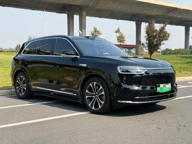 Aito M7 — Фото автомобиля 2