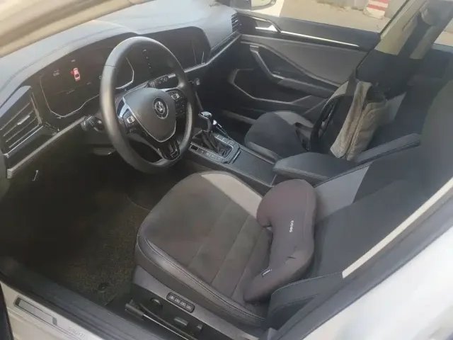 Volkswagen Sagitar — Фото автомобиля 7