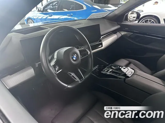 BMW 5-Series — Фото автомобиля 5