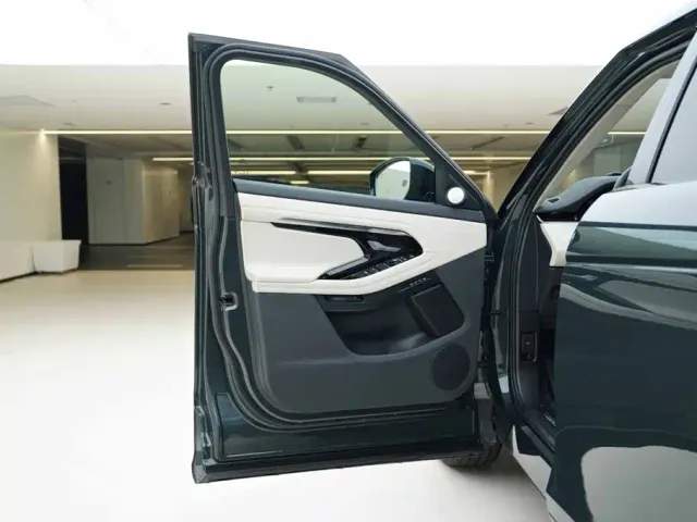 Land Rover Range Rover Evoque — Фото автомобиля 15