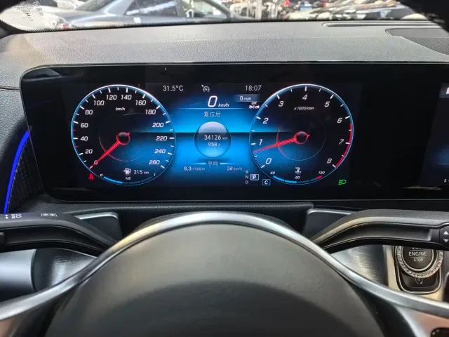 Mercedes-Benz GLB-Class — Фото автомобиля 9
