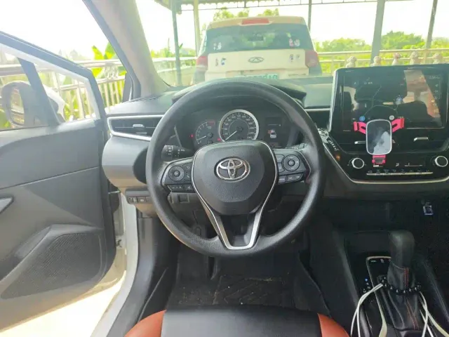 Toyota Corolla — Фото автомобиля 6
