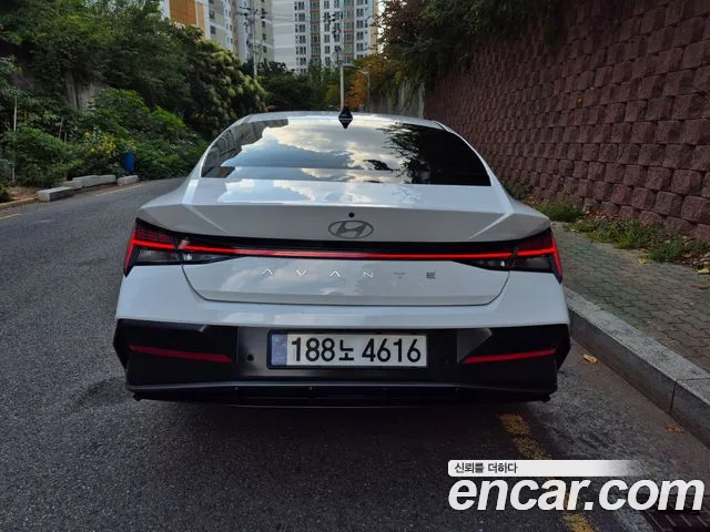 Hyundai Avante CN7 — Фото автомобиля 4