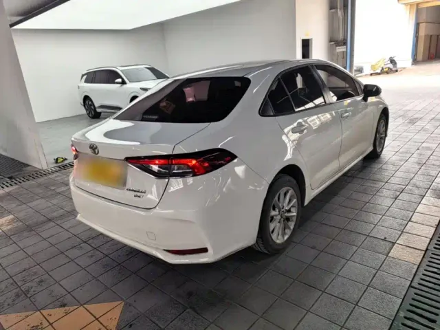 Toyota Corolla — Фото автомобиля 6
