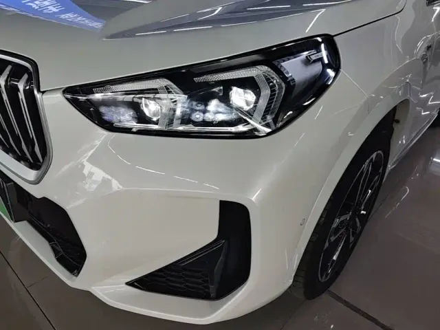 BMW X1 — Фото автомобиля 23