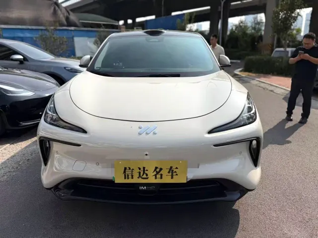 IM Motors LS6 — Фото автомобиля 2