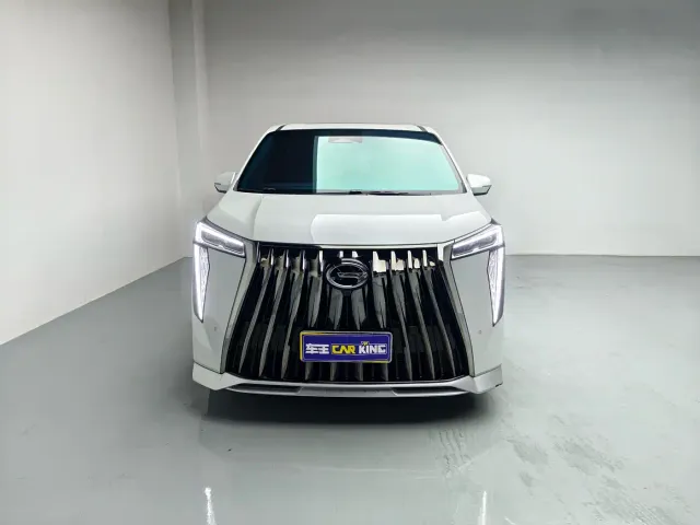 GAC Trumpchi Trumpchi M8 2023 Model Master Series 400T Flagship Edition — Фото автомобиля 2