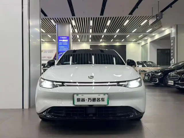 Leapmotor C01 — Фото автомобиля 2