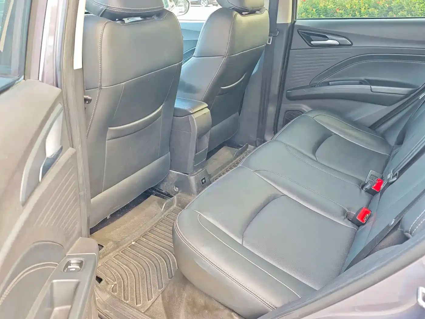 Nezha Auto Nezha V 2022 Trend 400 Lite — Фото автомобиля 10